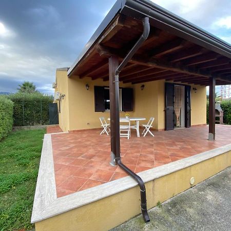 Case Vacanze Paradise Beach Vicino Cefalù PISCINA APERTA Campofelice Di Roccella Exterior foto