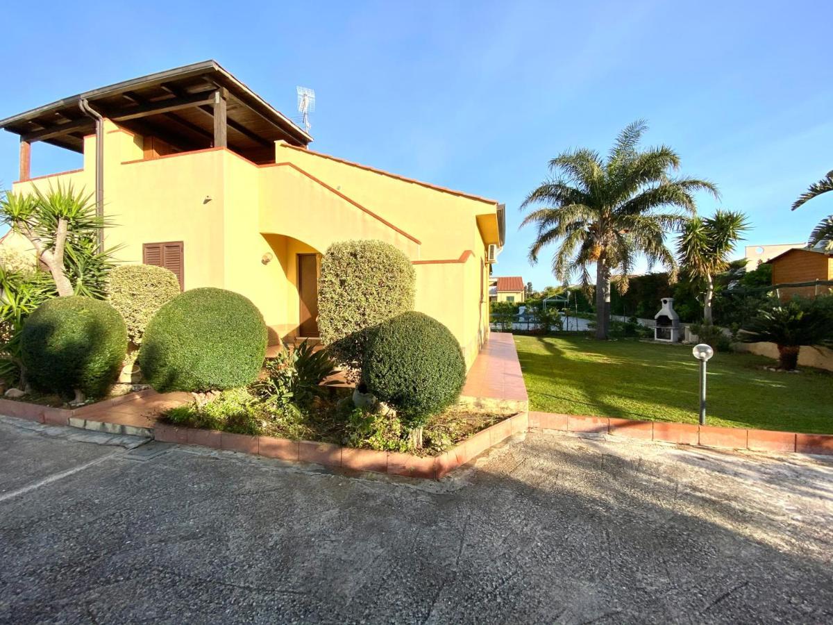 Case Vacanze Paradise Beach Vicino Cefalù PISCINA APERTA Campofelice Di Roccella Exterior foto