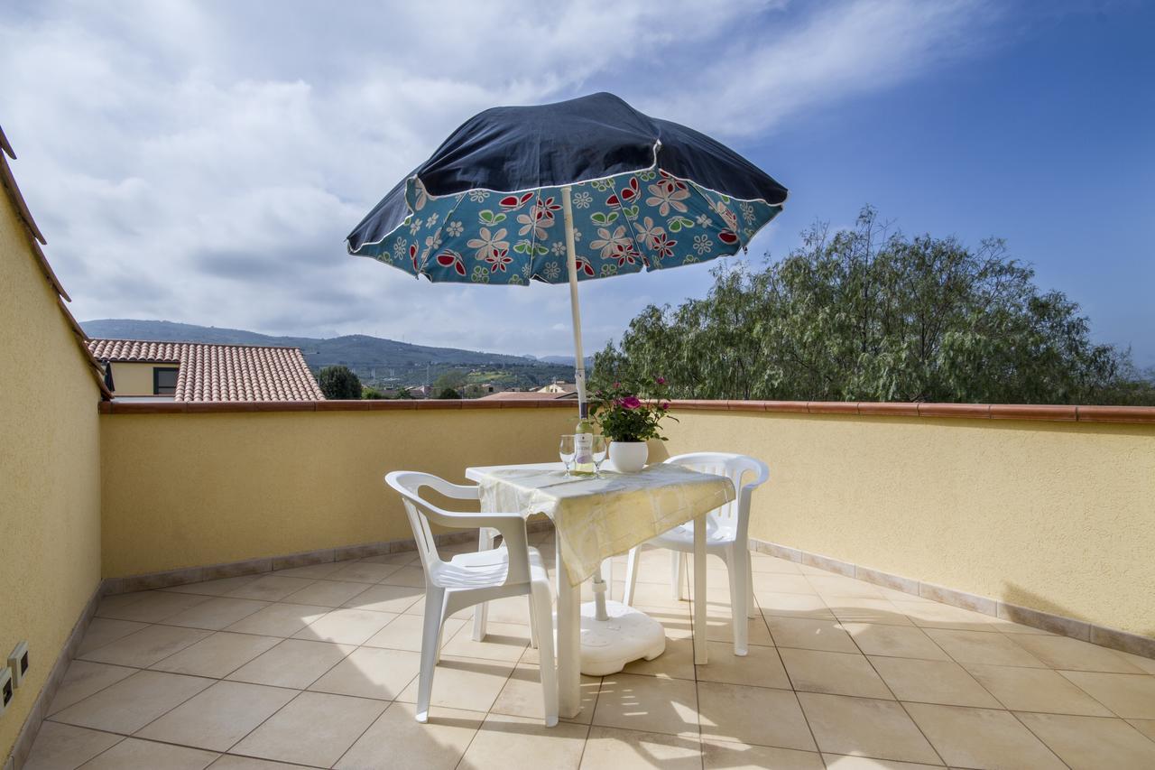 Case Vacanze Paradise Beach Vicino Cefalù PISCINA APERTA Campofelice Di Roccella Exterior foto