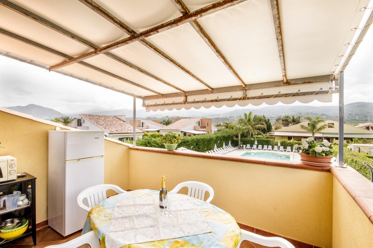 Case Vacanze Paradise Beach Vicino Cefalù PISCINA APERTA Campofelice Di Roccella Exterior foto