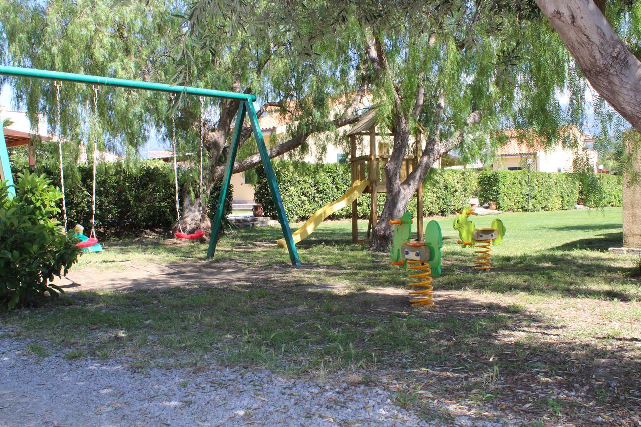 Case Vacanze Paradise Beach Vicino Cefalù PISCINA APERTA Campofelice Di Roccella Exterior foto
