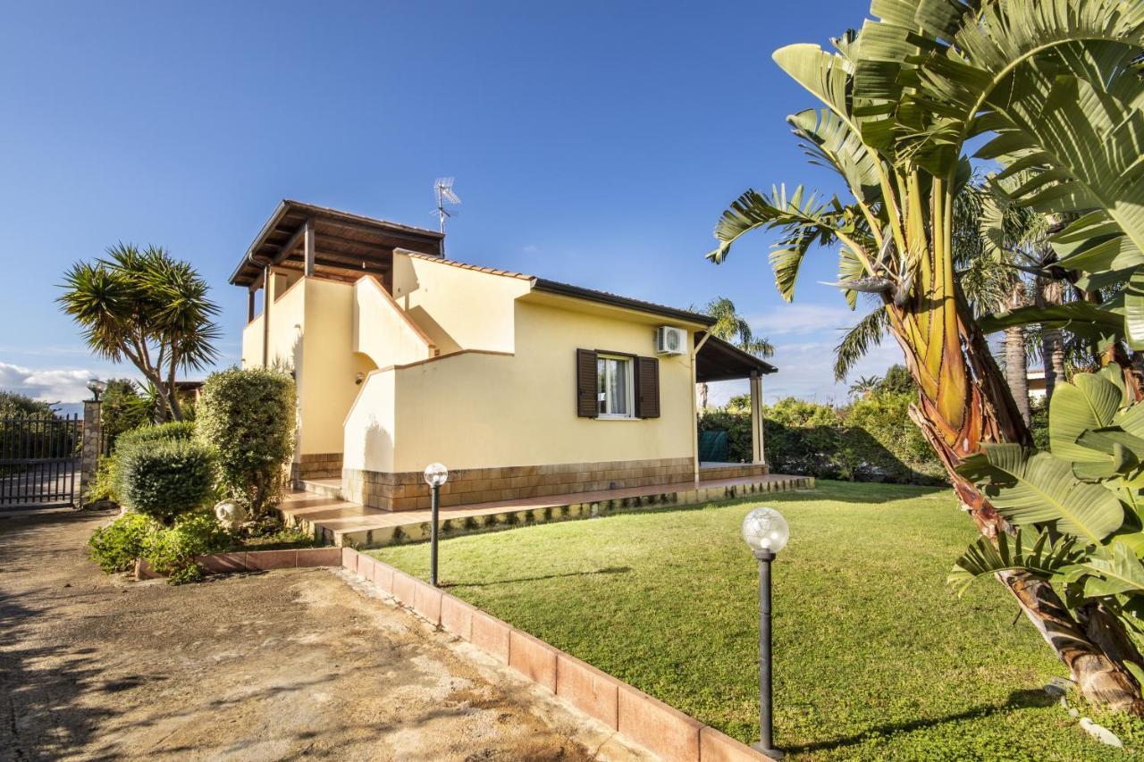 Case Vacanze Paradise Beach Vicino Cefalù PISCINA APERTA Campofelice Di Roccella Exterior foto